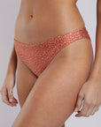 Bikini bottom terracota de poliéster reciclado modelo Alai de Froens