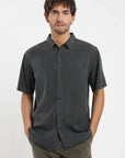 Camisa manga corta Puelche grafito Froens