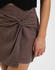 Falda corta Nudo café - Lino