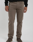 Label - Pantalon hombre Shaper cafe Froens