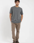 Polera manga corta hombre Plain grafito Froens