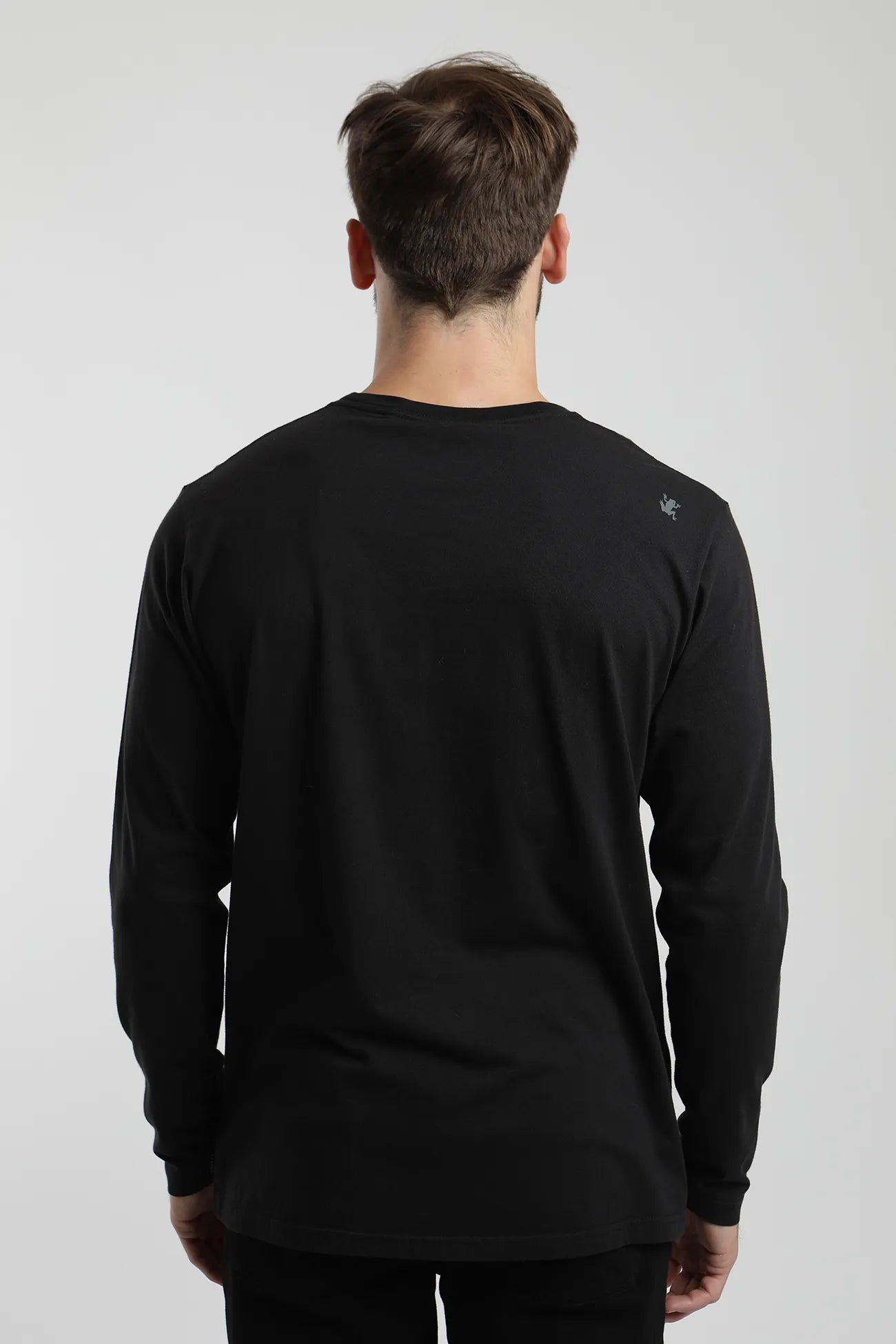Polera manga larga hombre Bolsillo negro Algodon organico