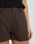 Short mujer aria café Froens
