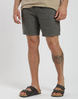 Short hombre lino verde Froens