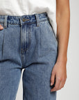 Jeans mujer Pinzas celeste