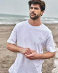 Polera manga corta hombre Logo text blanco - Algodón orgánico.