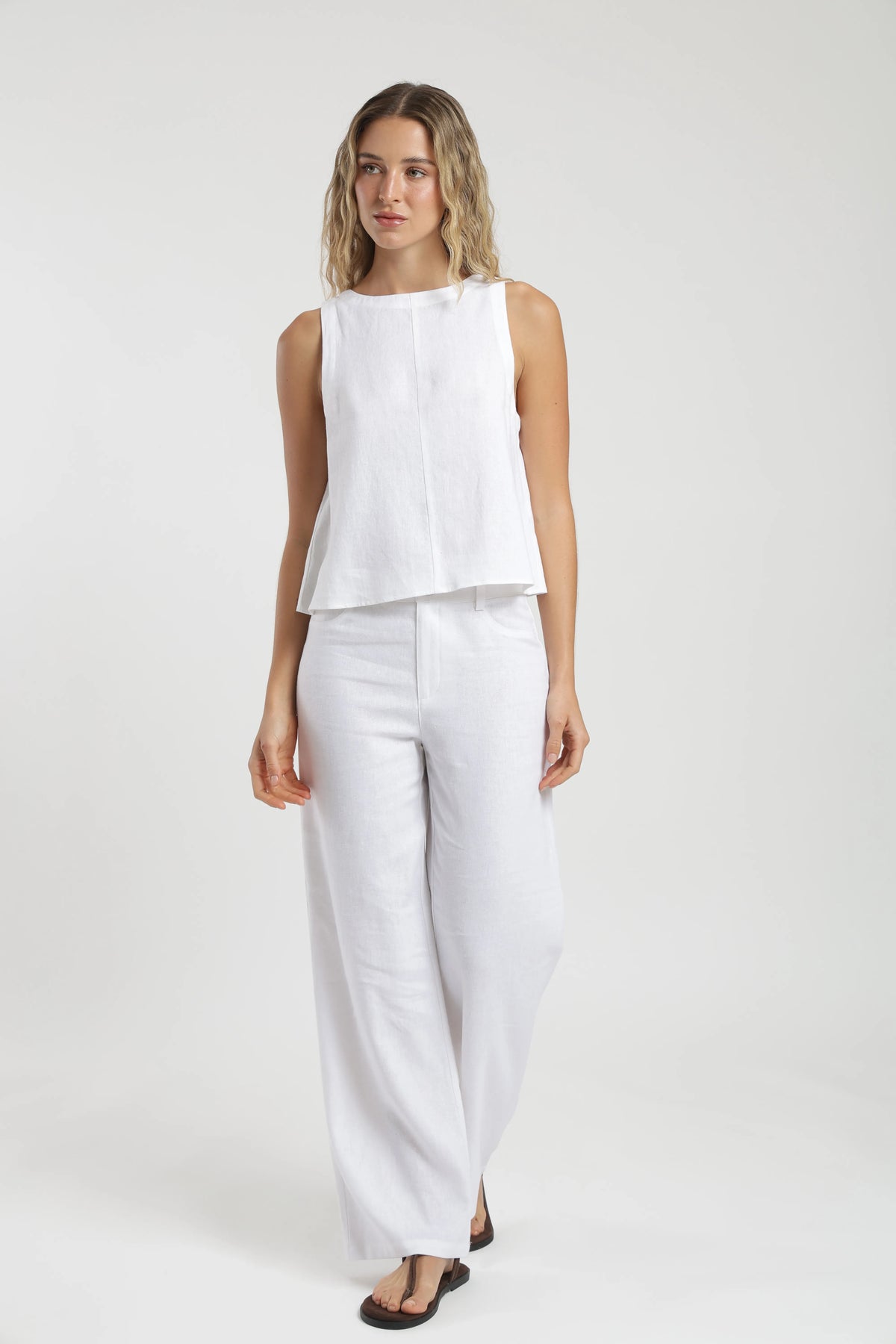 Blusa sin mangas caulle blanco Froens