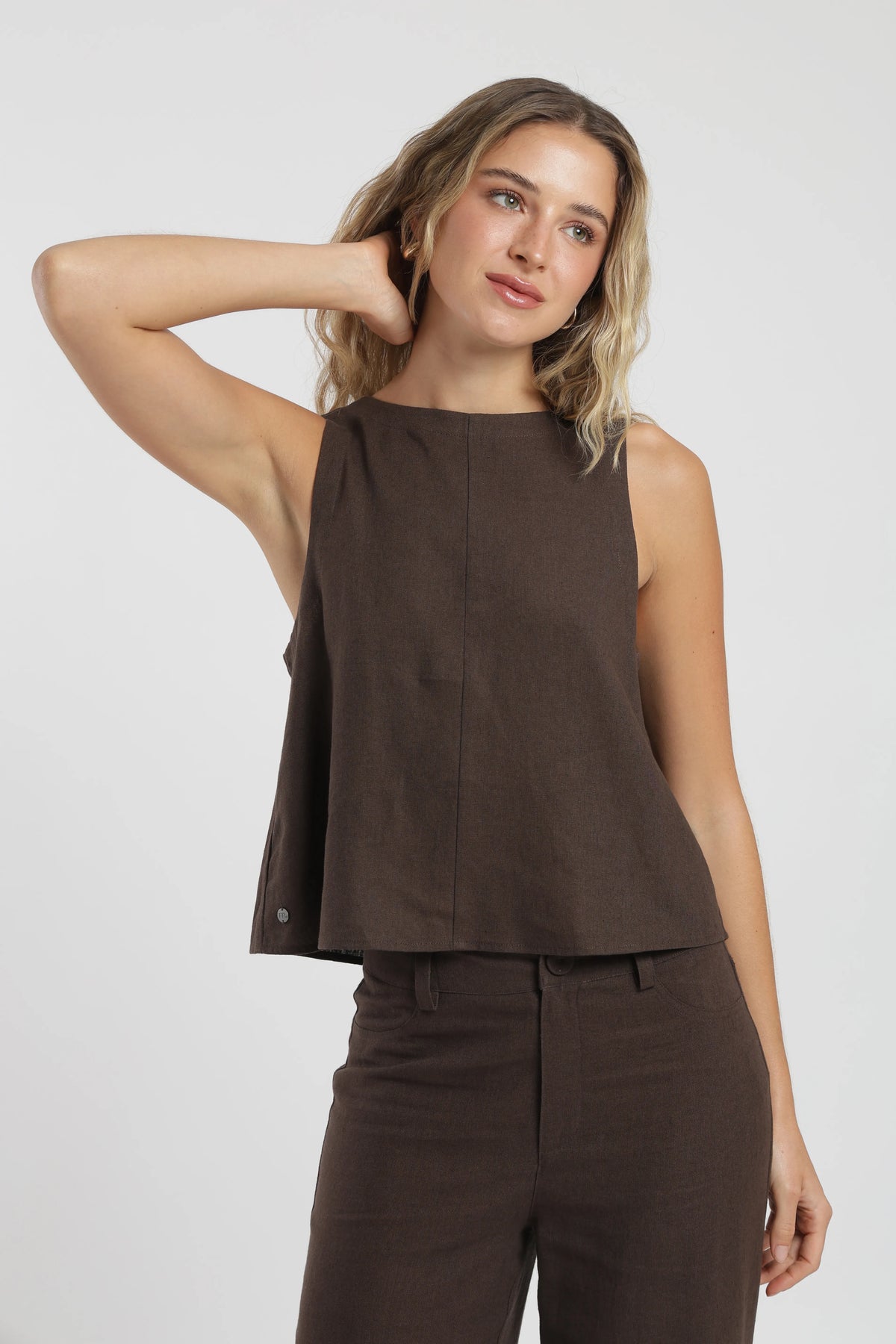 Blusa sin mangas caulle café Froens