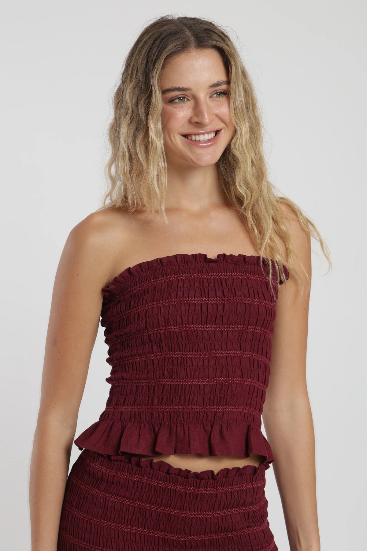 Blusa sin mangas panal burdeo Froens