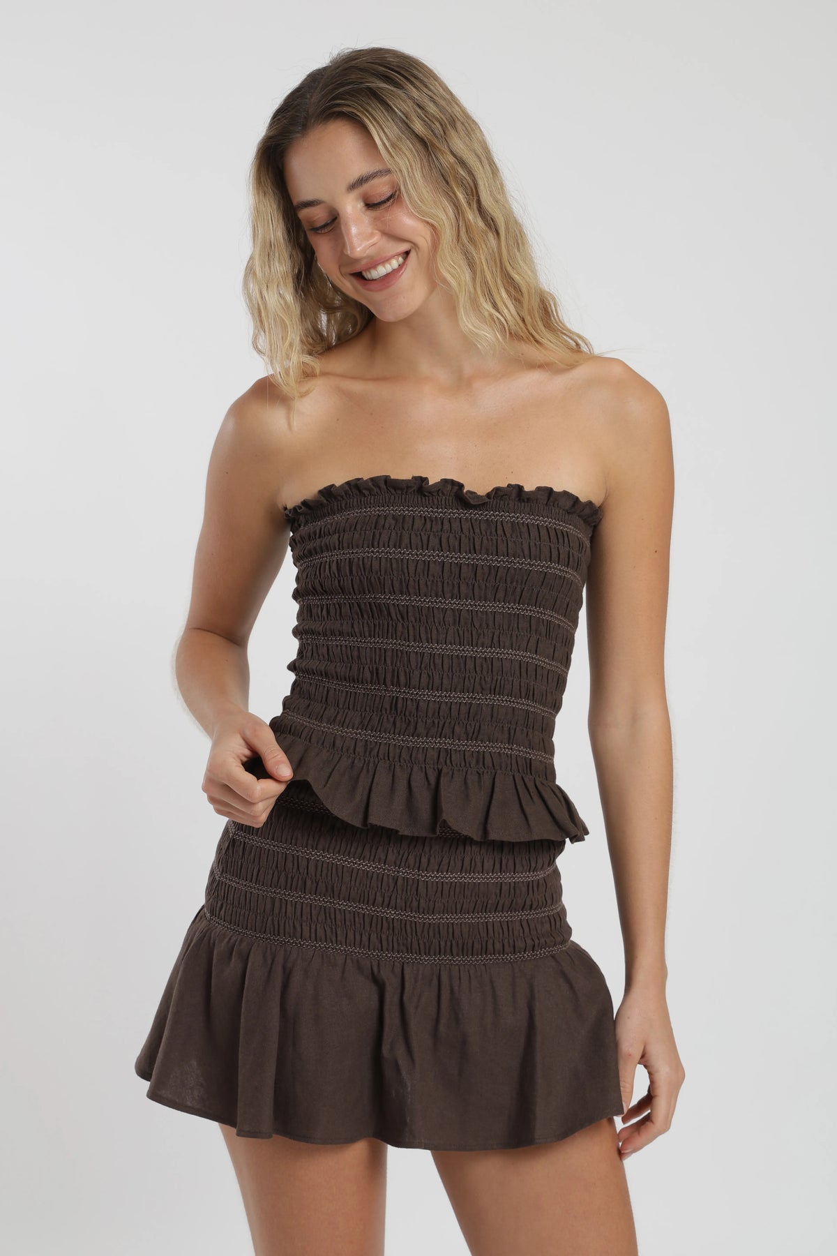 Blusa sin mangas panal café Froens