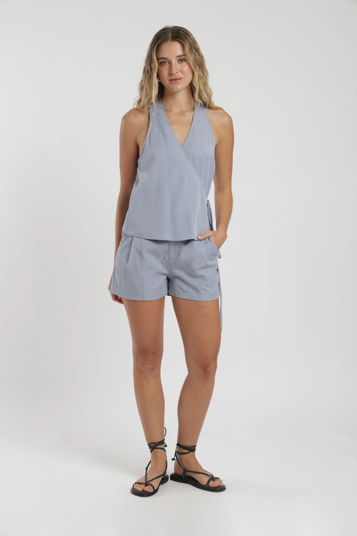 Blusa sin mangas sydney gris Froens