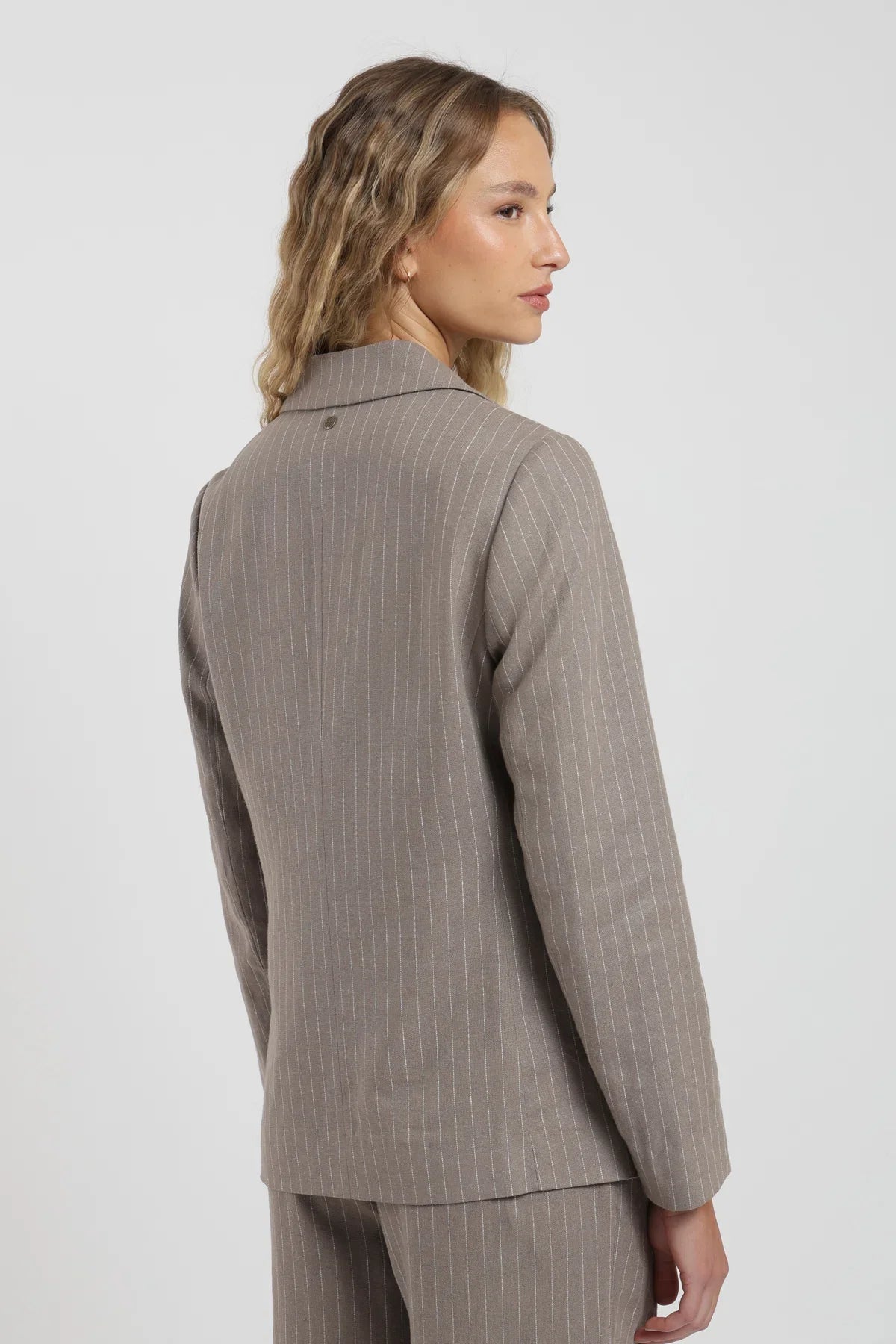 Blazer mujer Alondra rayas café Froens