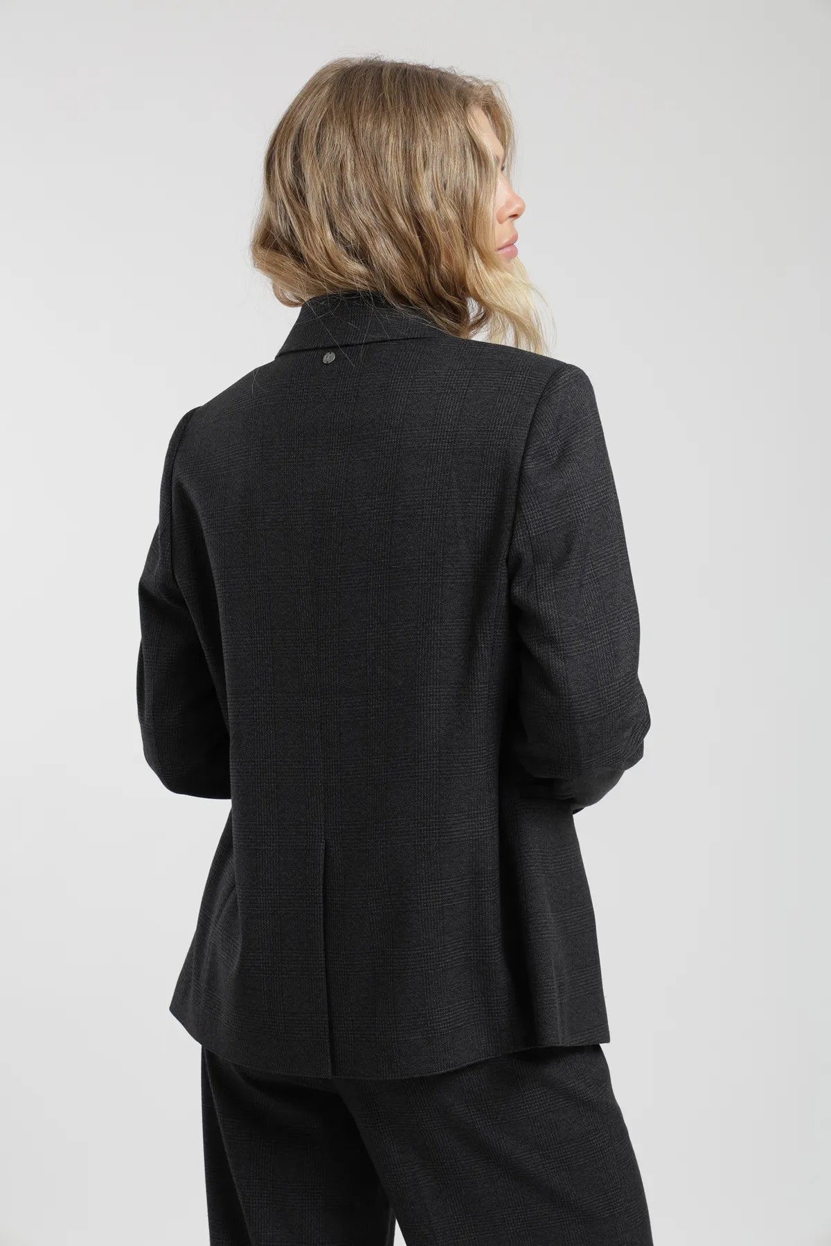 Chaqueta mujer Latte grafito - Poliéster reciclado - Frøens