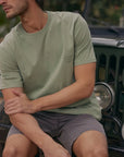 Polera manga corta hombre ovalo verde claro