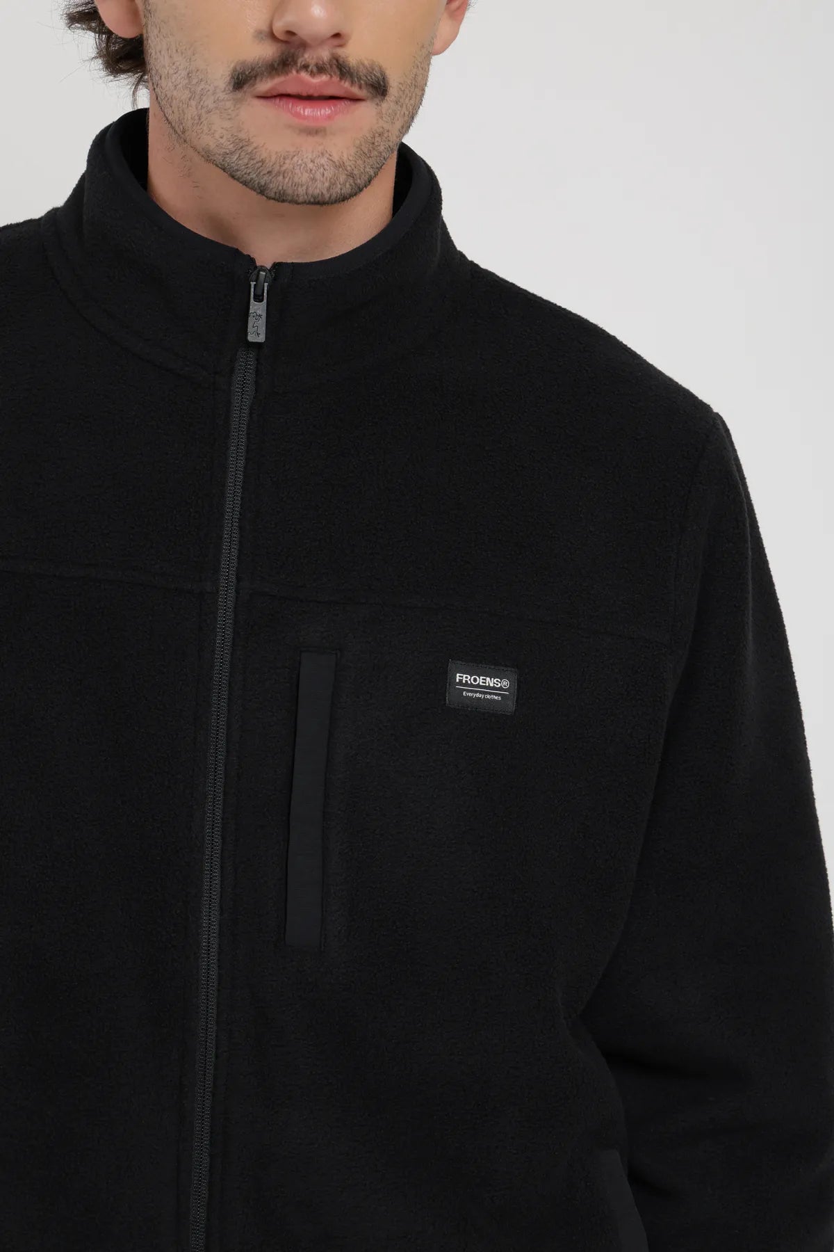 Polar hombre San Pedro negro - Poliéster reciclado - Frøens