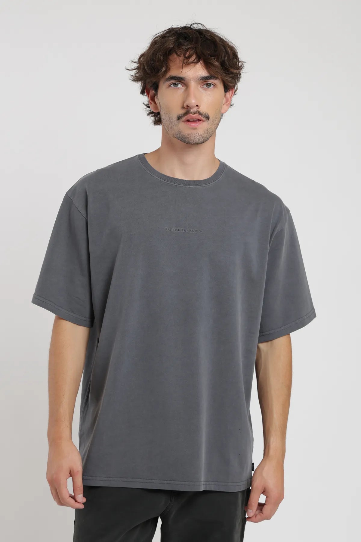 Polera manga corta hombre Oversize grafito - Algodón orgánico - Frøens