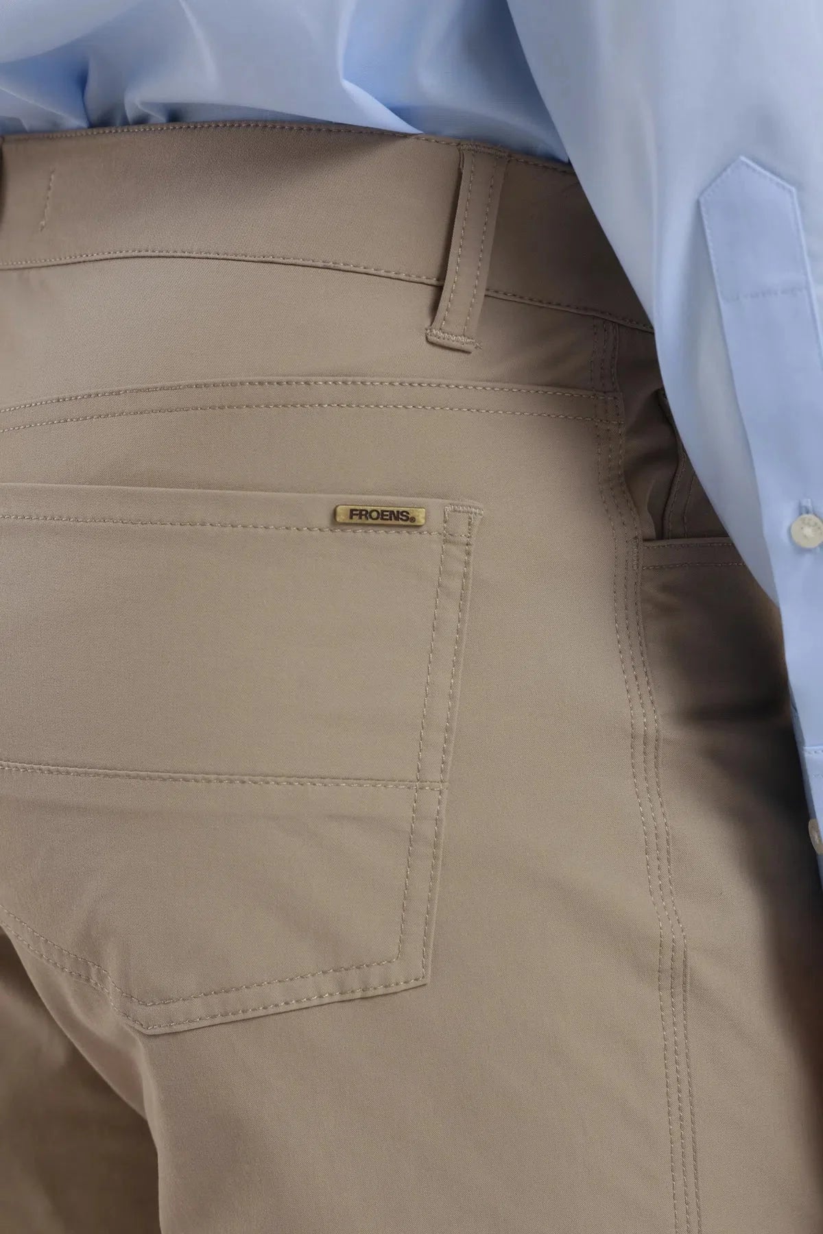 Label - Pantalon hombre Perfomance beige Froens