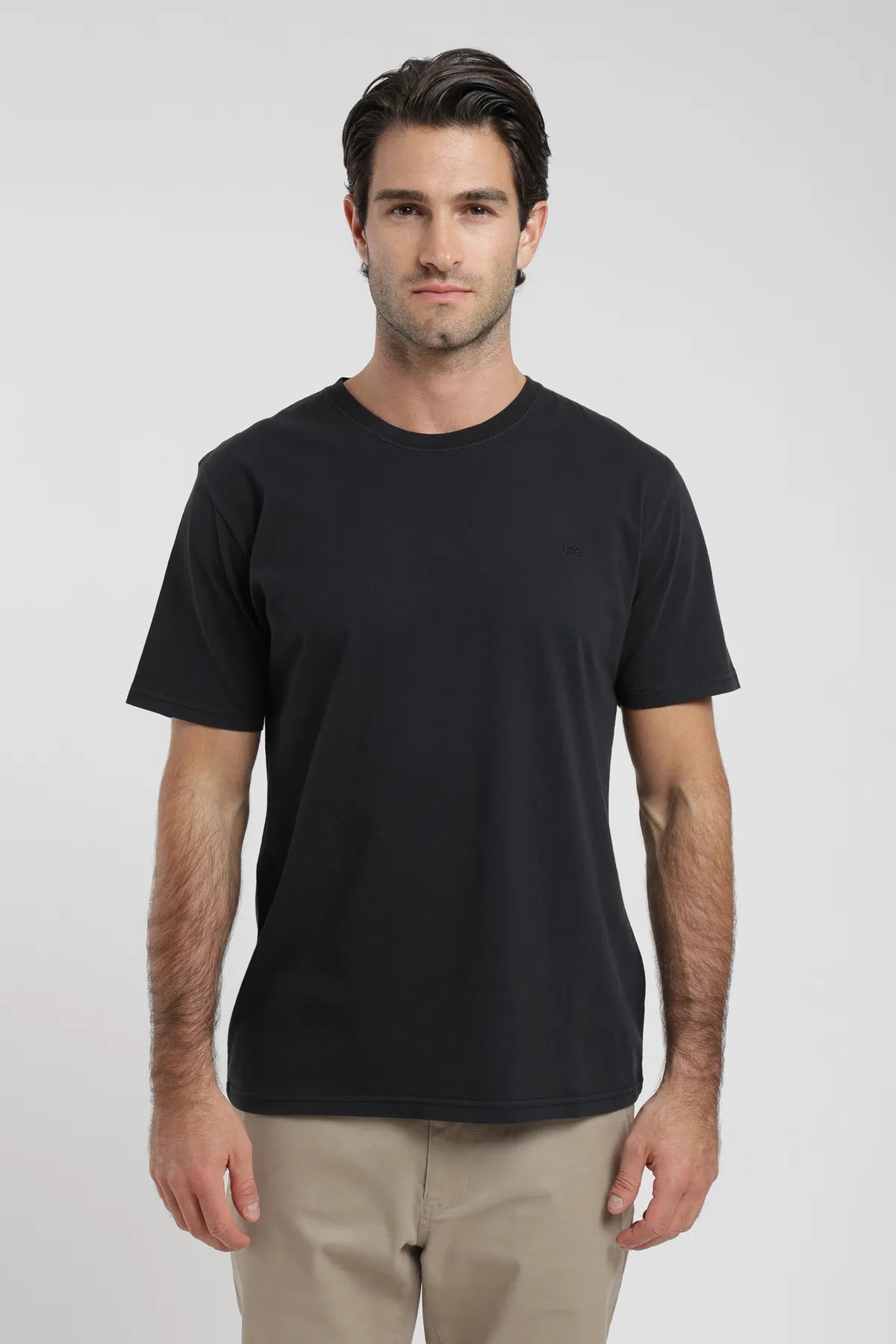 Label - Polera manga corta hombre slim fit negro - Froens