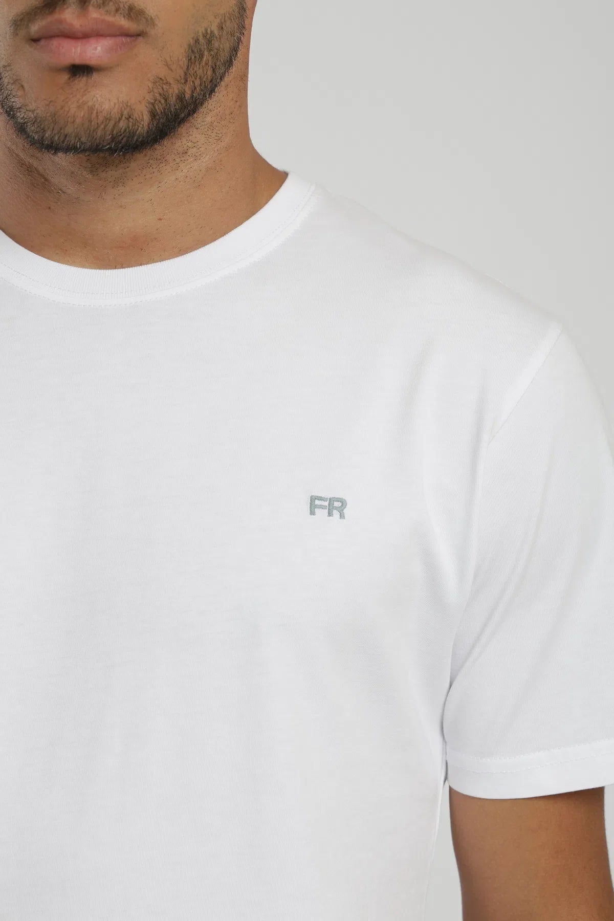 Label - Polera manga corta hombre Slim blanco Froens
