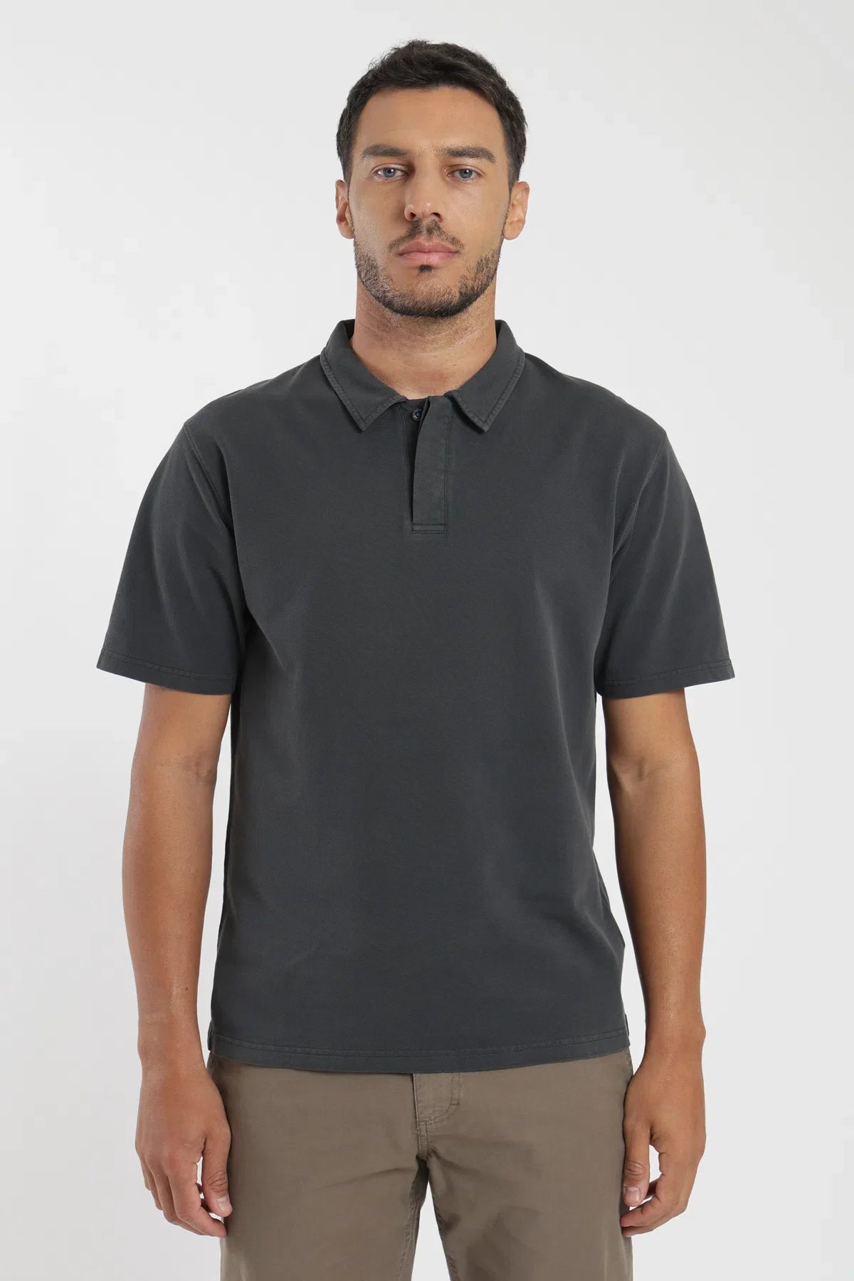 Label - Polera manga corta hombre Valencia grafito Froens