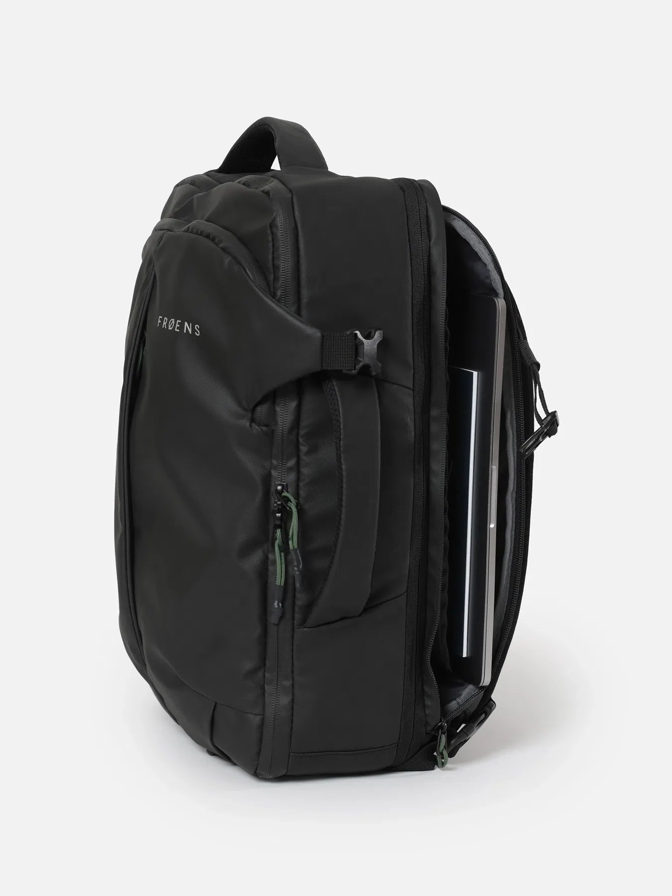 Mochila Travel Negra Froens