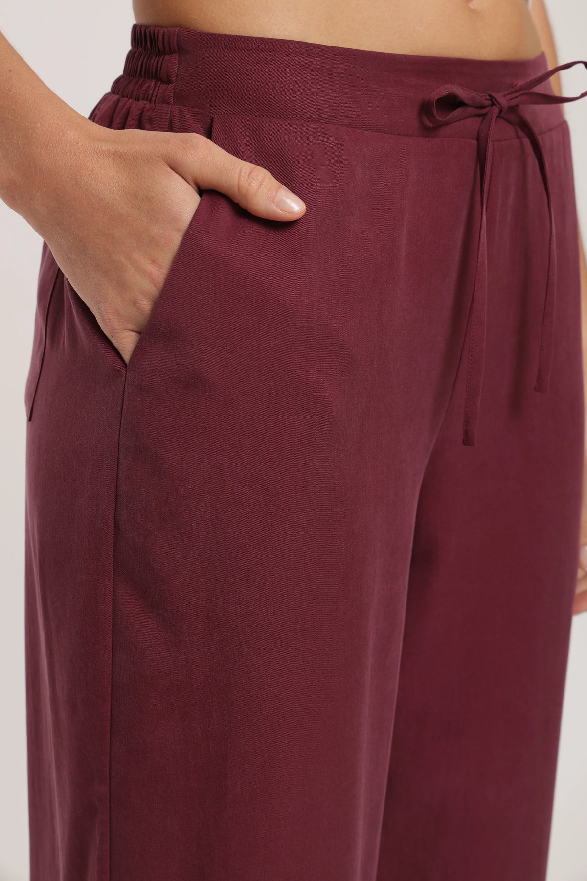 Pantalón mujer coral burdeo Froens