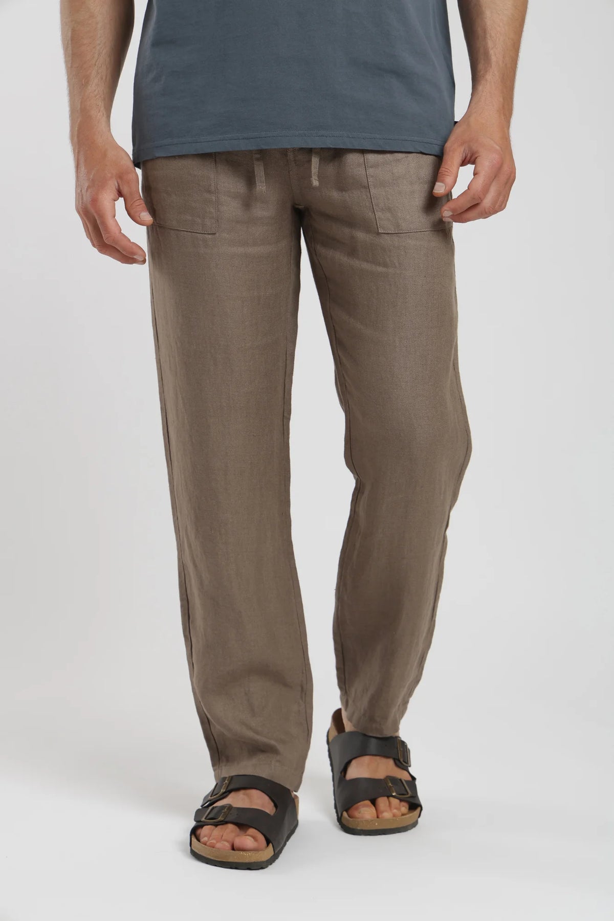 Pantalón hombre lino taupe Froens