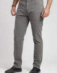 Label - Pantalón hombre Shaper olivo algodón orgánico