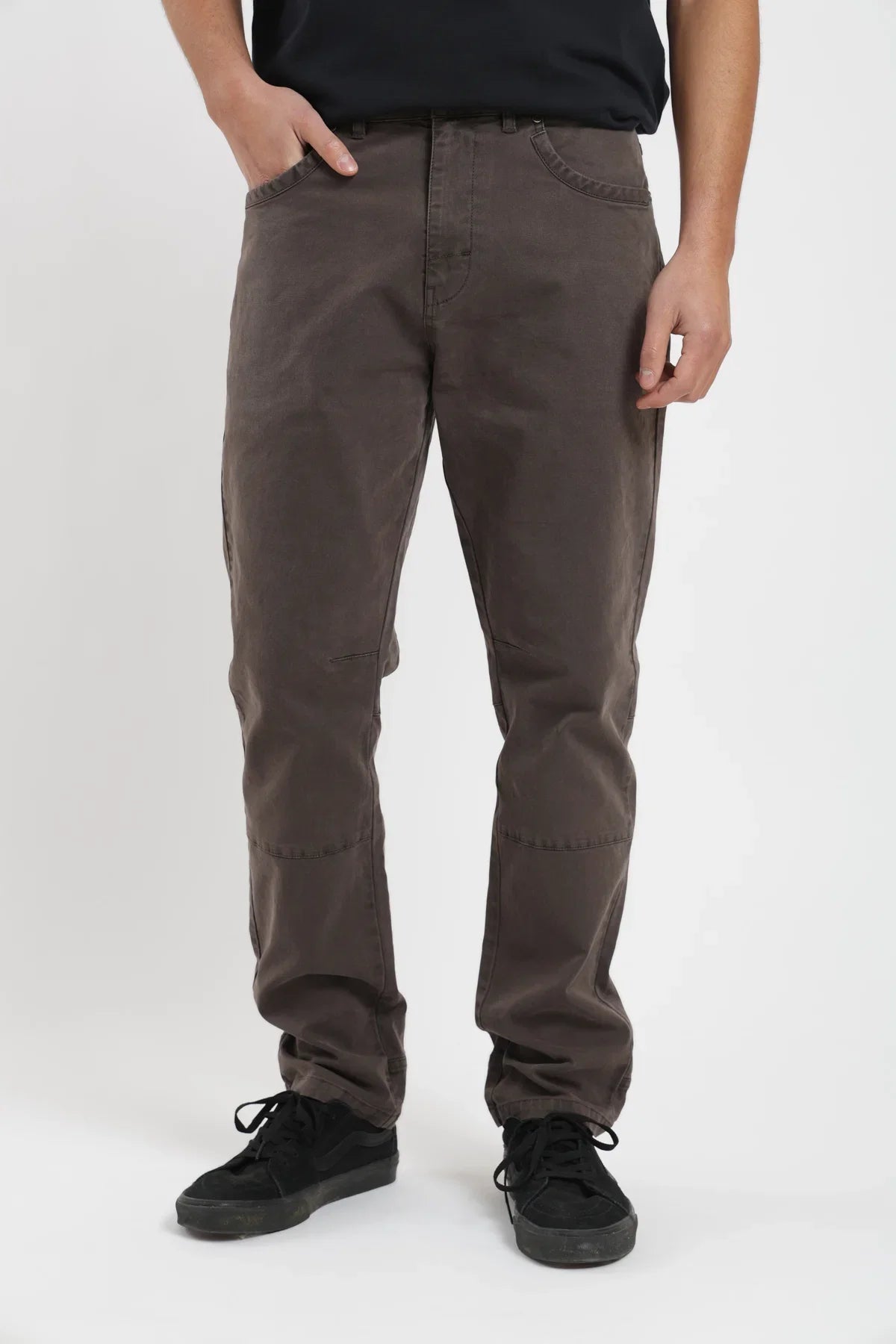 Pantalón hombre summit café