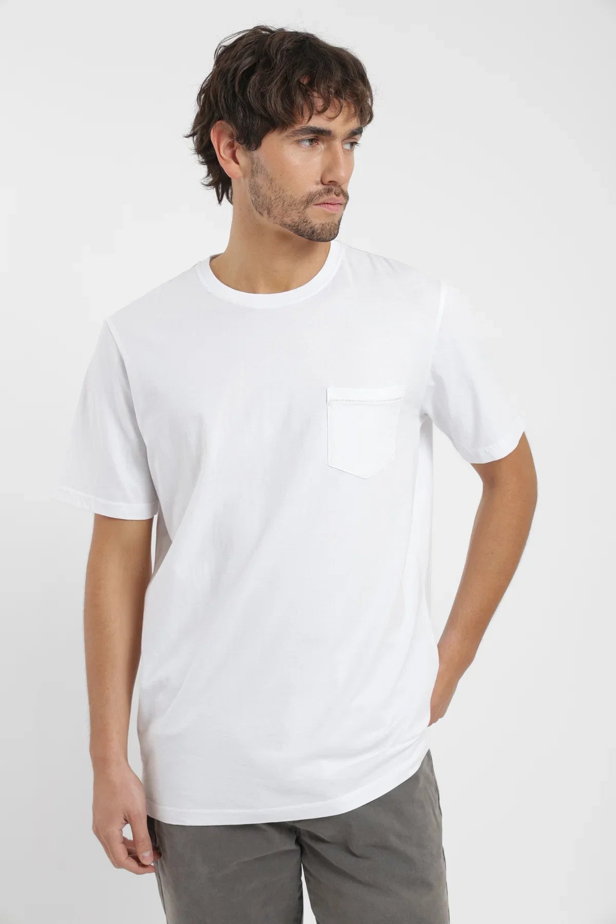 Polera manga corta hombre Bolsillo stitch blanco Froens