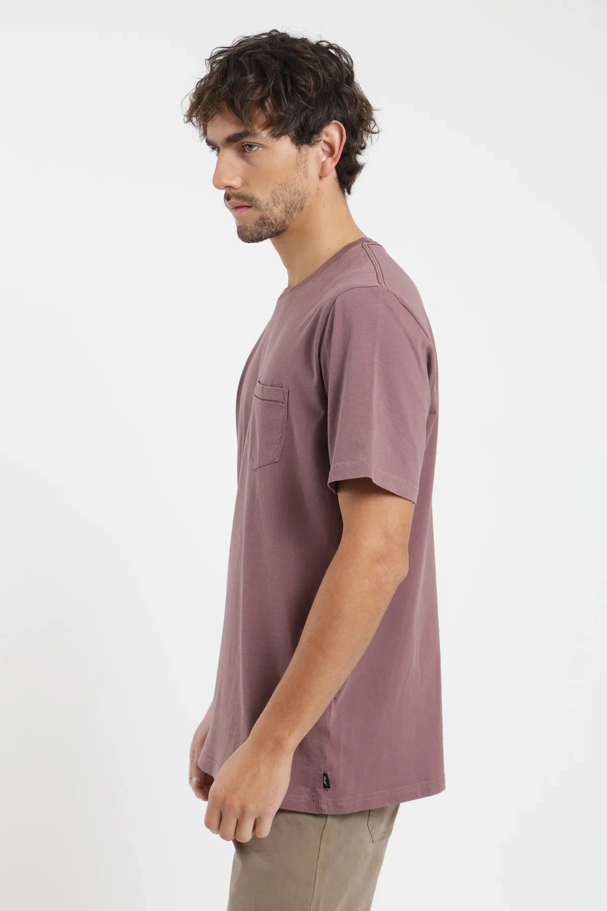 Polera manga corta hombre Bolsillo stitch burdeo Froens