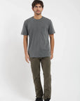 Polera manga corta hombre Bolsillo stitch grafito Froens
