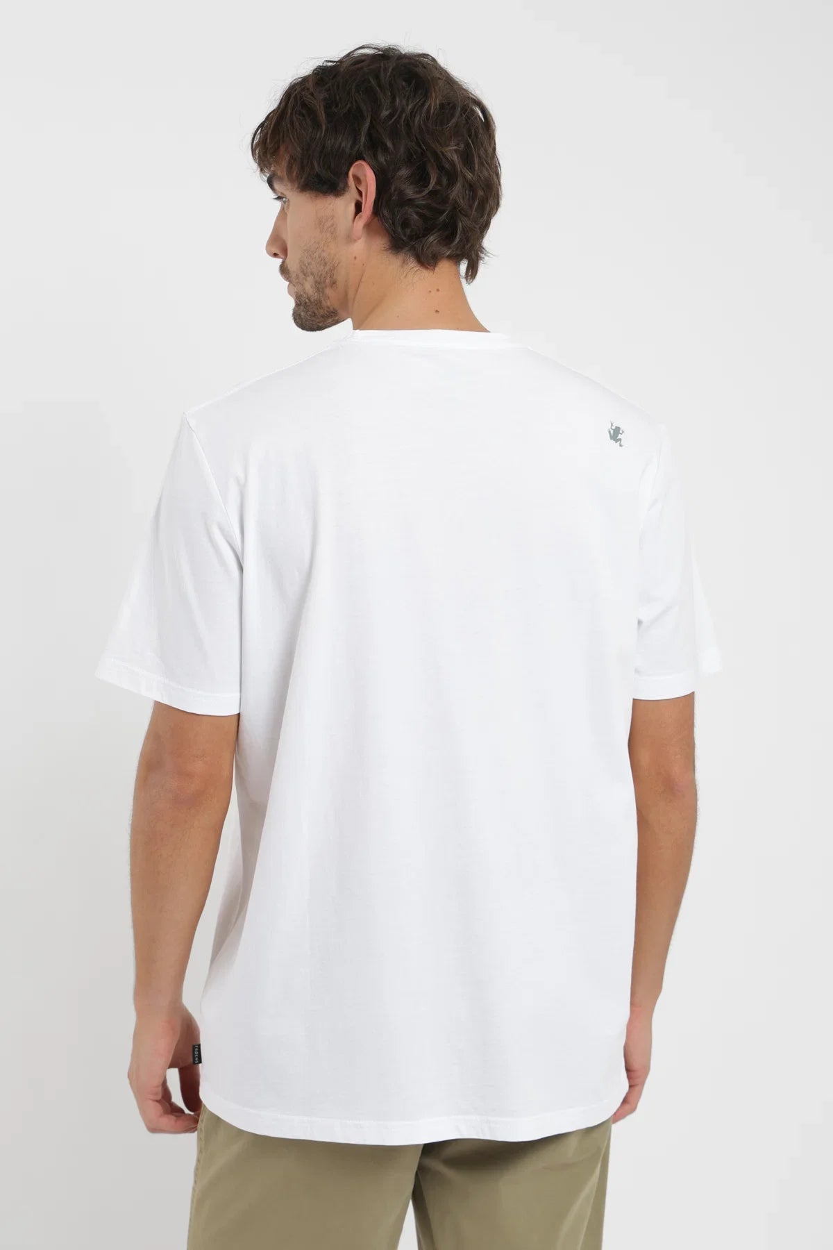 Polera manga corta hombre Carpintero blanco Froens