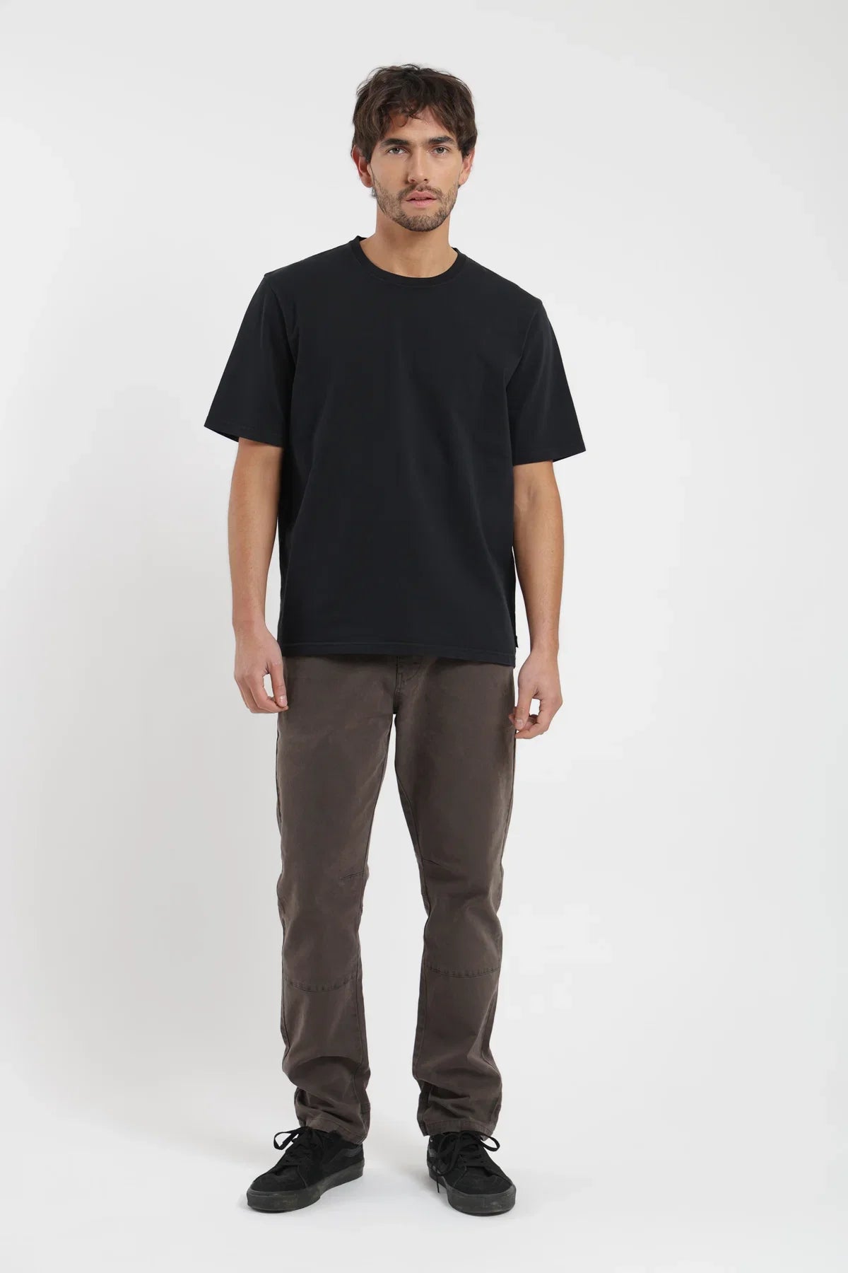 Polera manga corta hombre Crop negro Froens