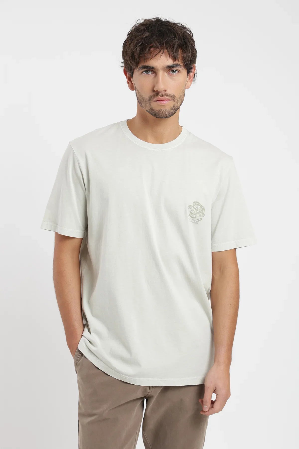 Polera manga corta hombre Fungi beige Froens
