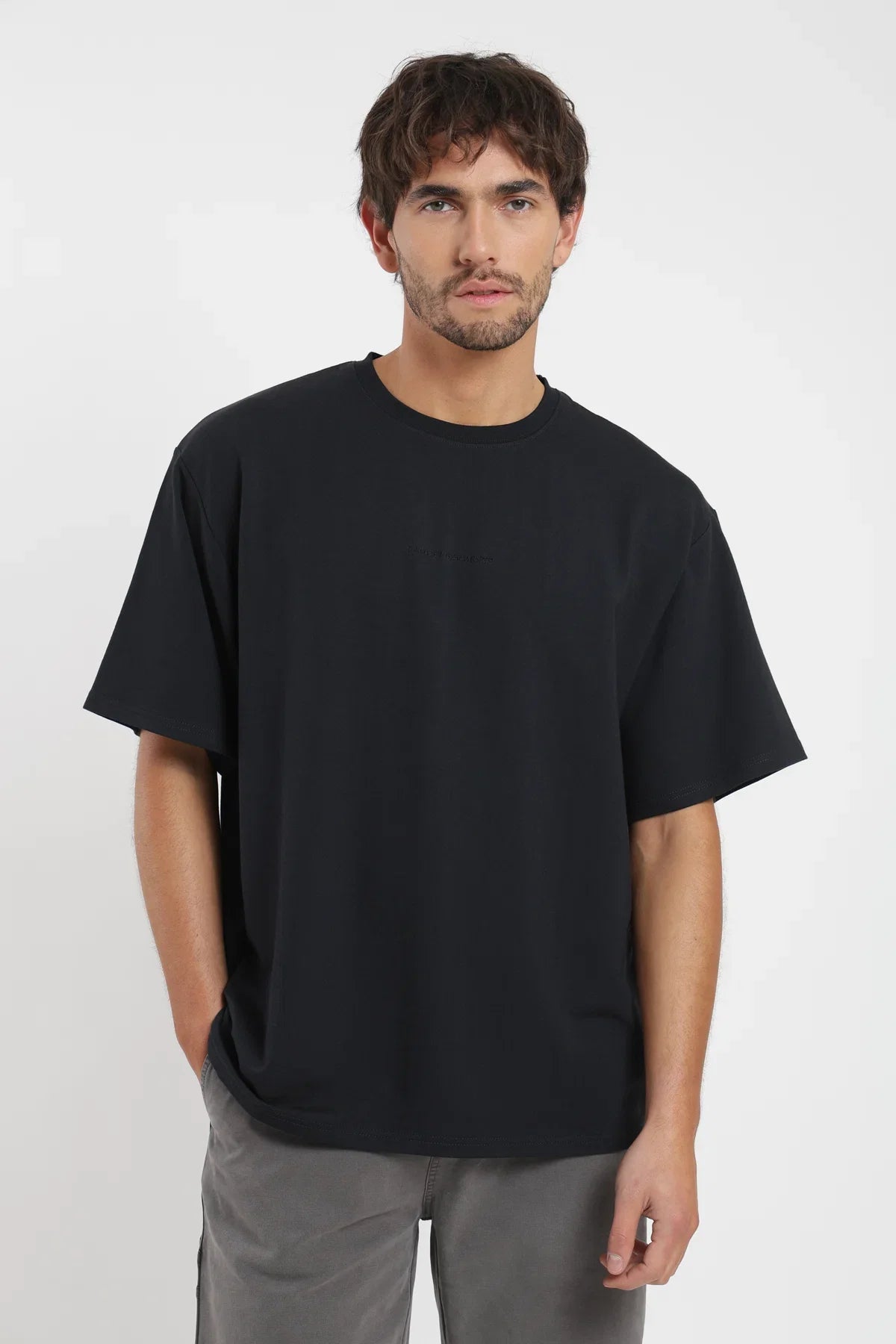 Polera manga corta hombre Performance negro Froens