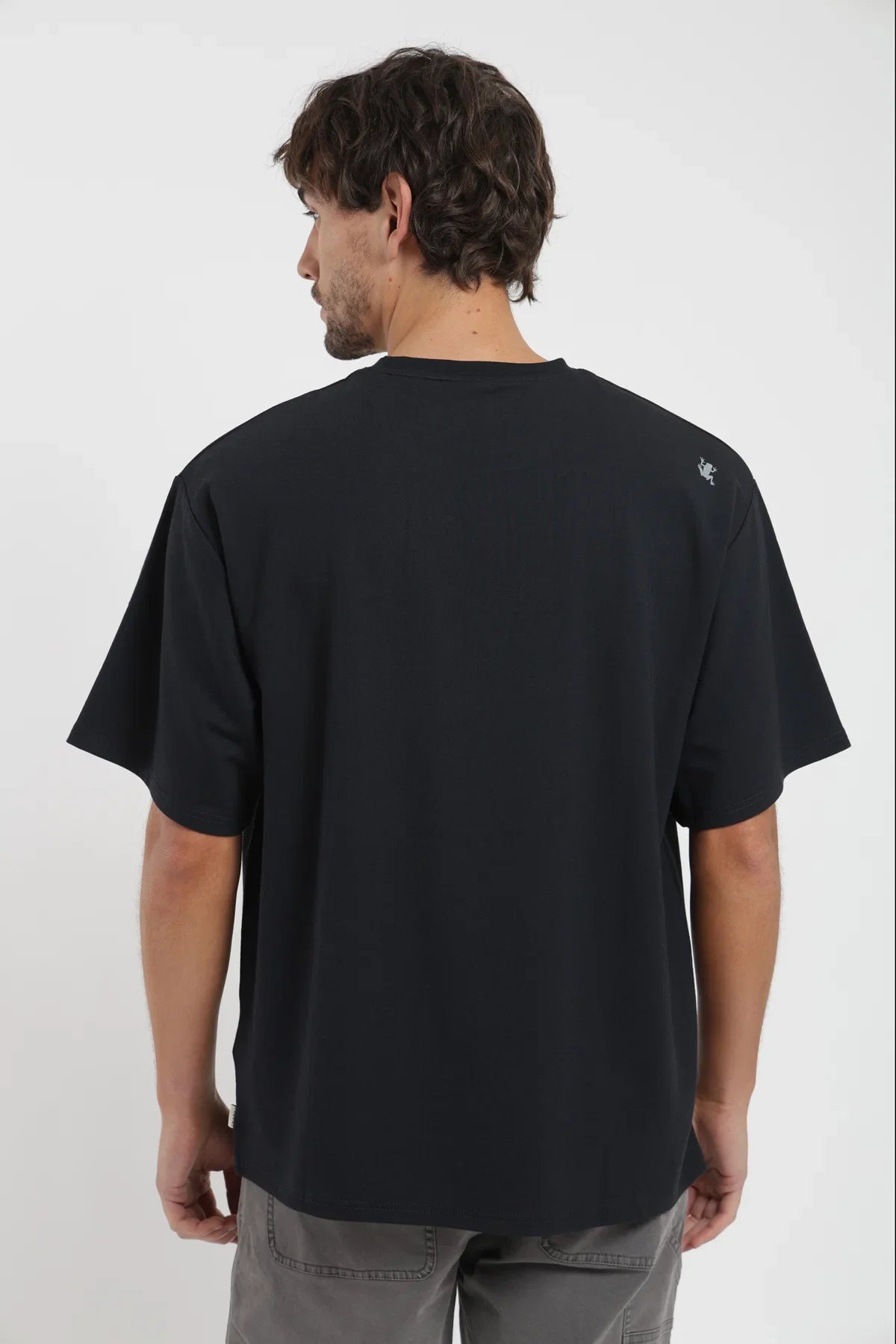 Polera manga corta hombre Performance negro Froens
