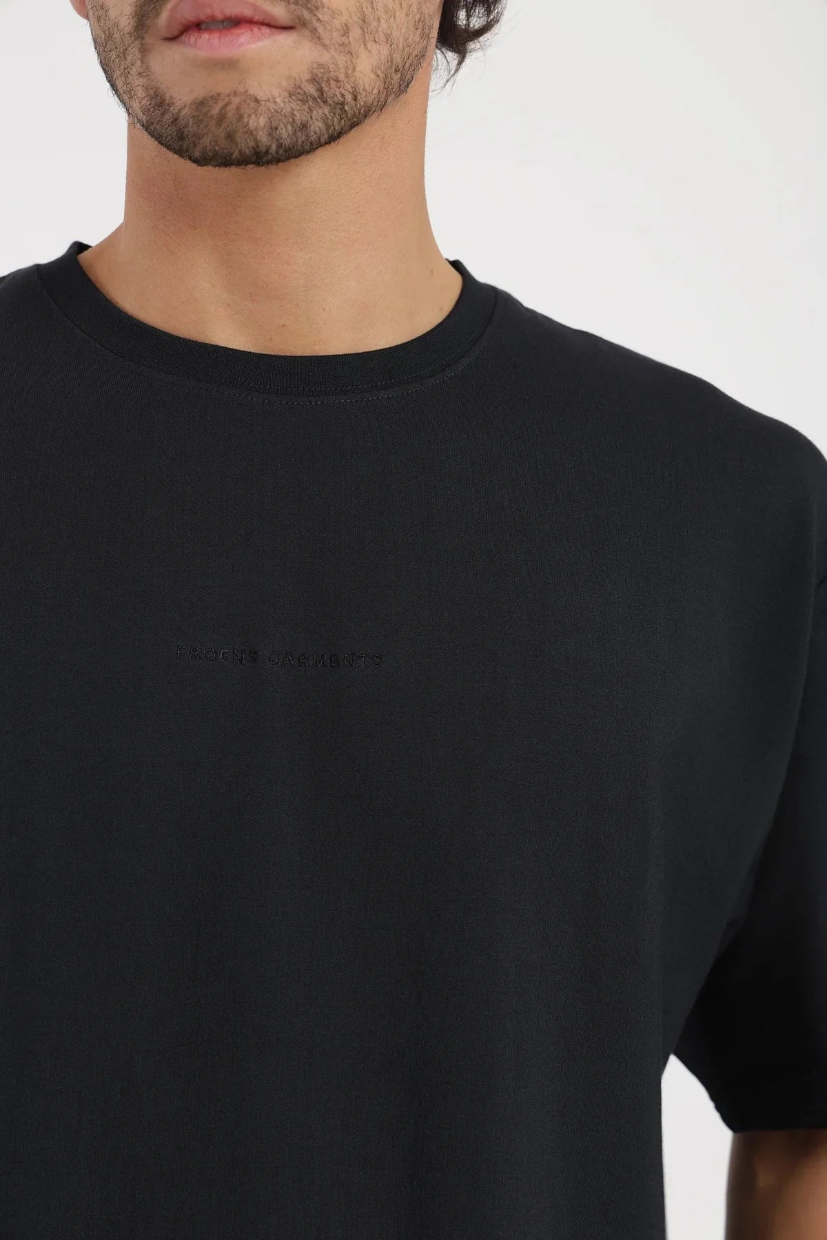 Polera manga corta hombre Performance negro Froens