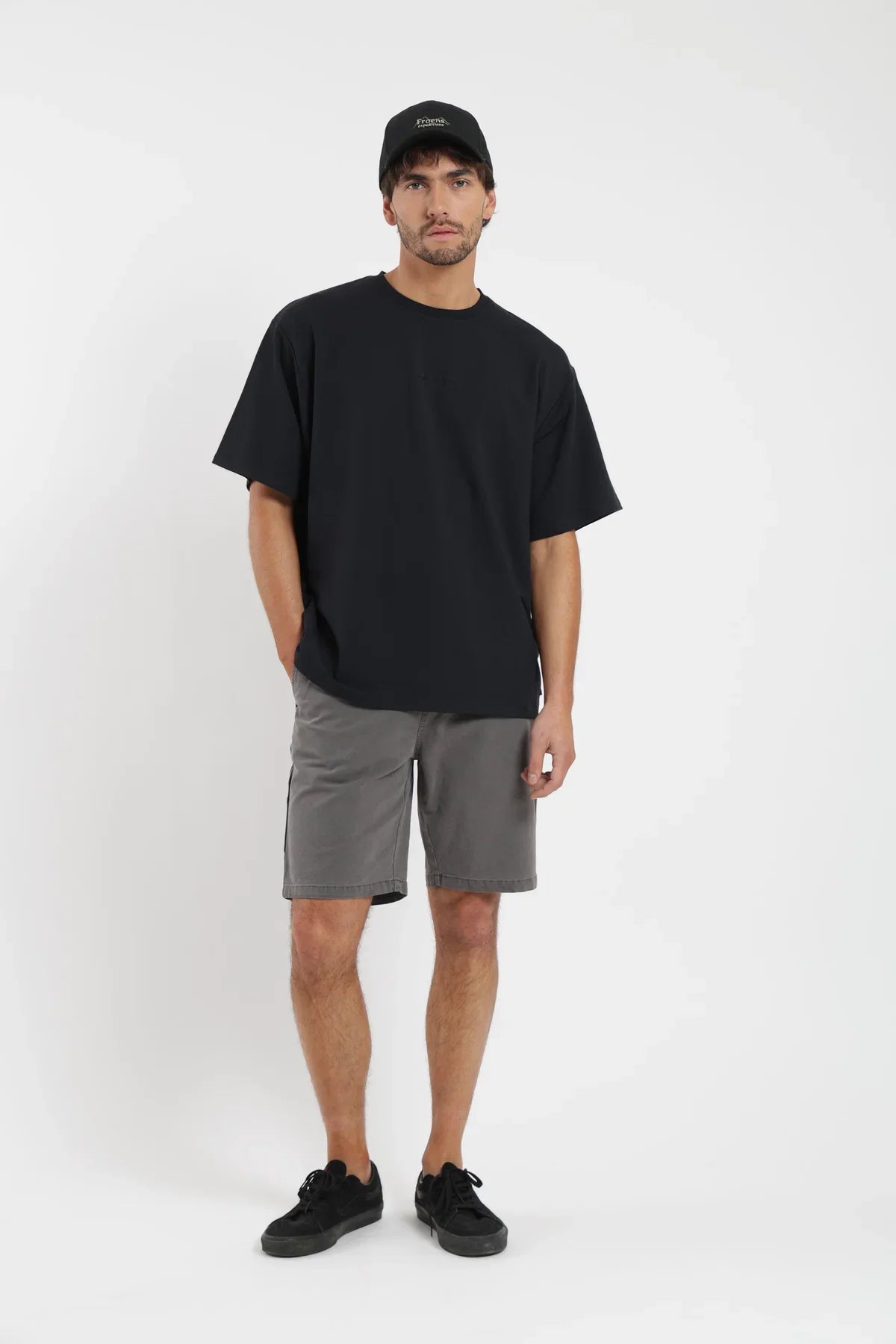 Polera manga corta hombre Performance negro Froens