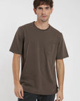 Polera manga corta hombre Bolsillo café