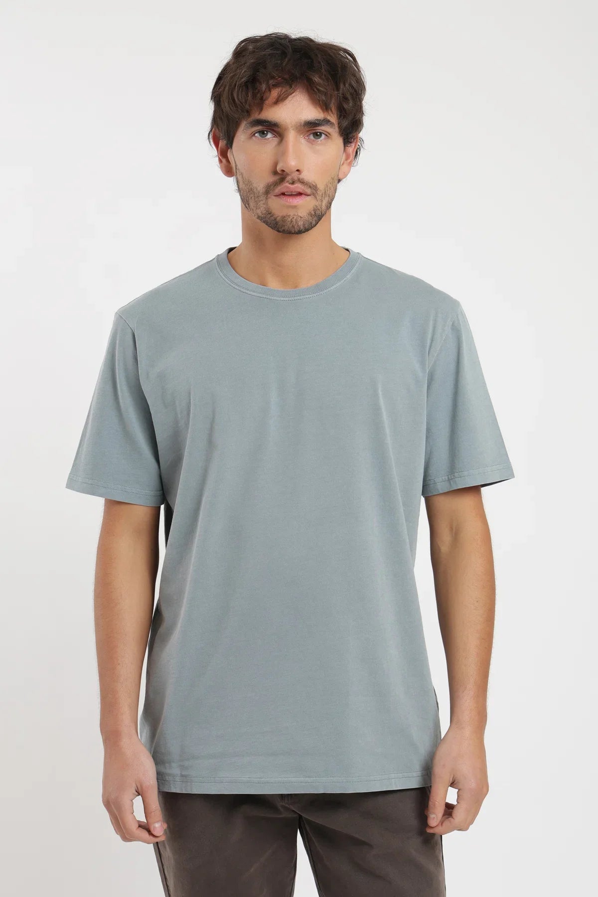 Polera manga corta hombre Plain celeste Froens