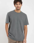Polera manga corta hombre Plain grafito Froens