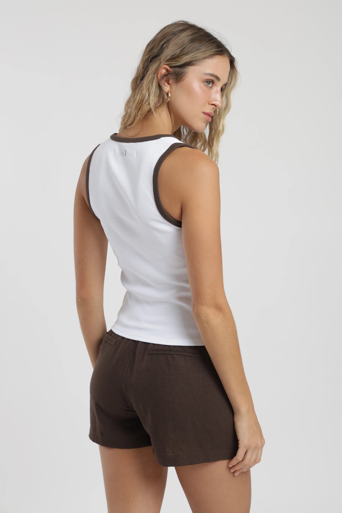 Polera sin mangas mujer lena blanco Froens