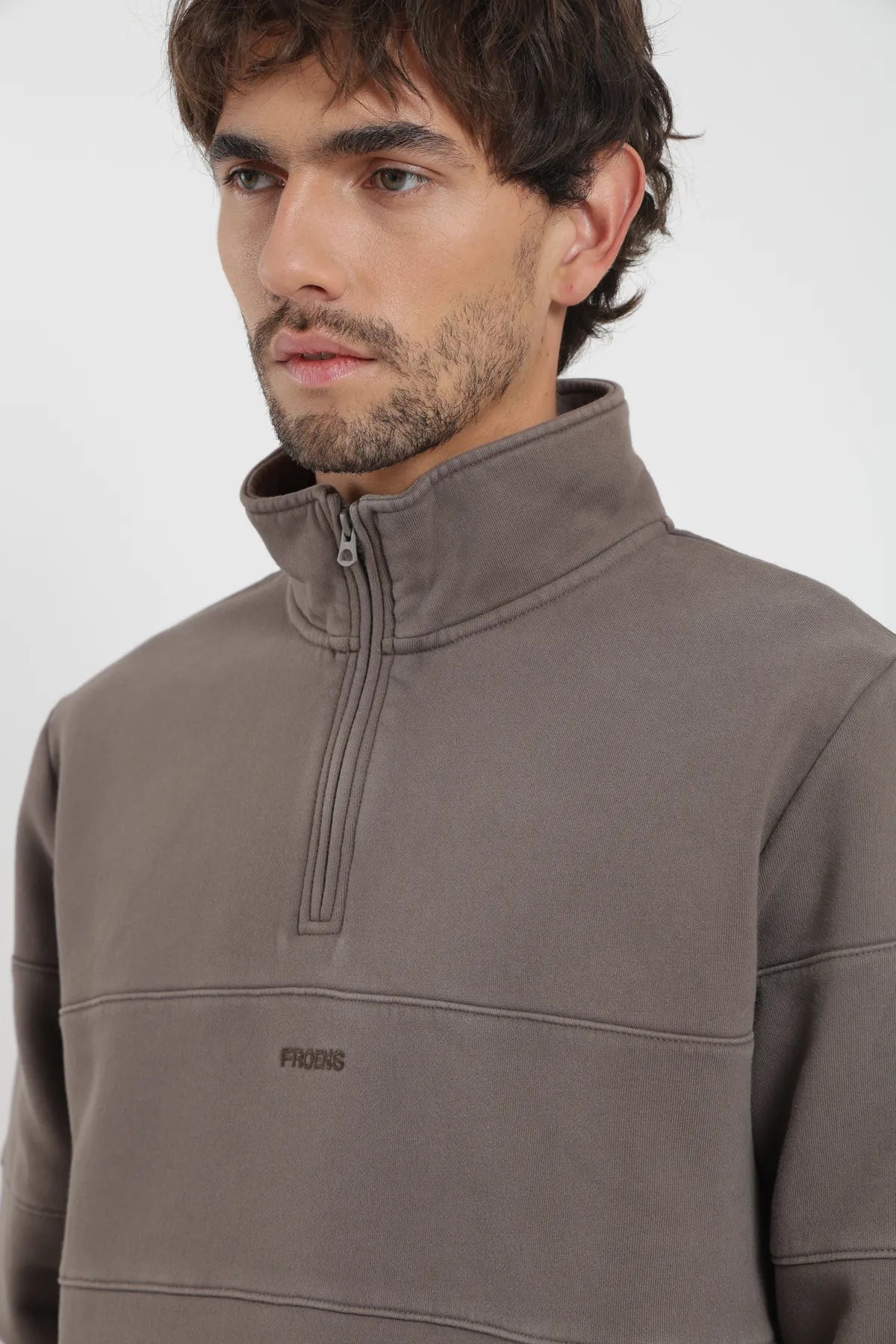 Polerón hombre Kite café