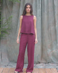 Pantalón mujer Docas rombos burdeo