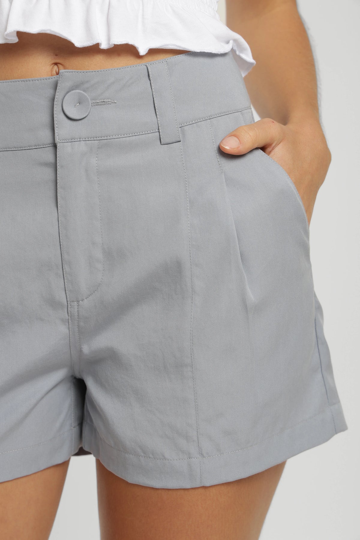 Short mujer bruna gris Froens