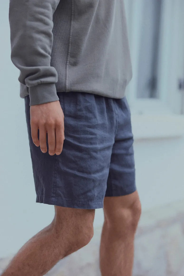 Short hombre lino grafito