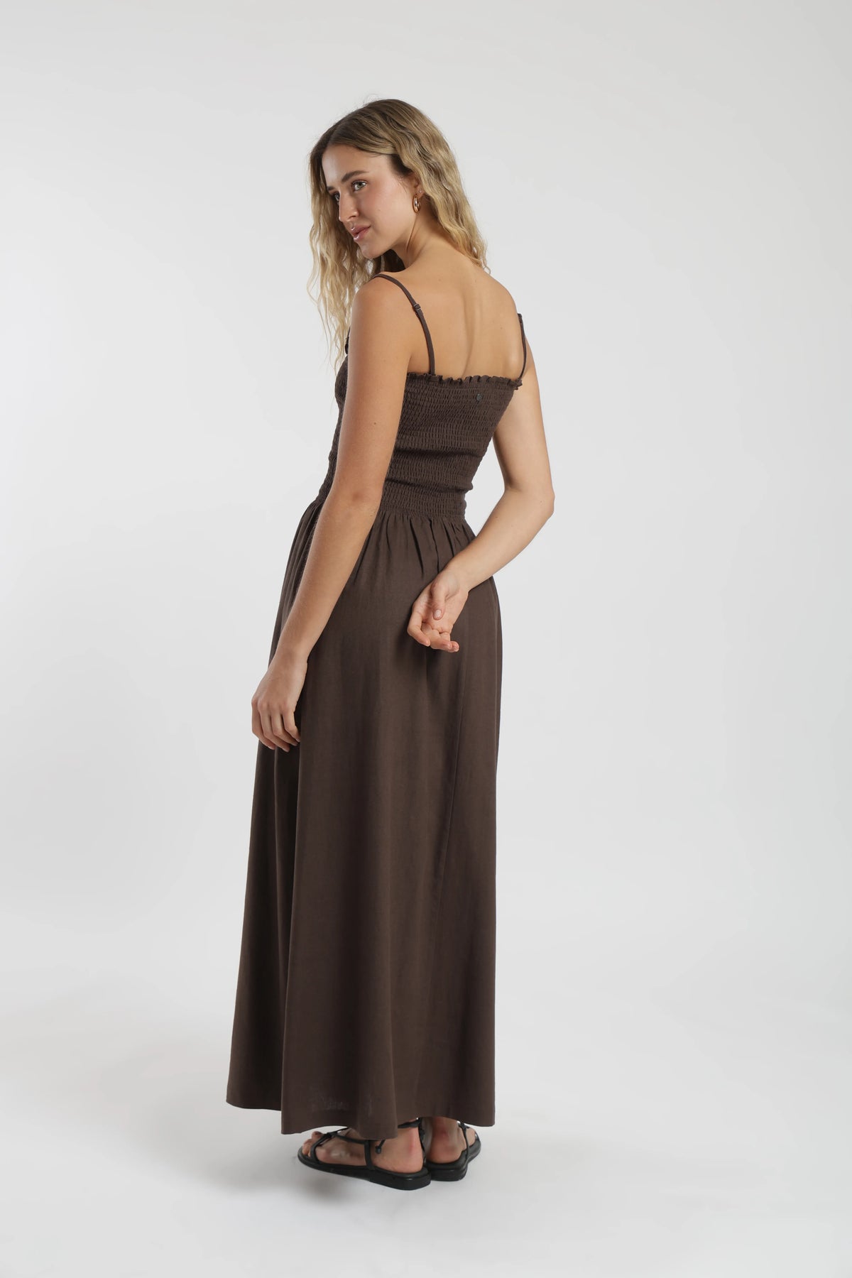 Vestido largo panal café Froens